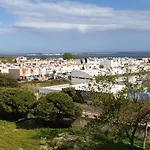 Entremares Residence