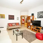 A64 - Barreira Holiday Flat In Lagos