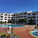 211 Apartamento Moderno Com Vista Para A Piscina No Centro Da Cidade