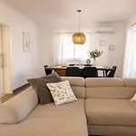 Casa Da Lota, By Casas Do Verao