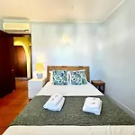 Vilamoura Traditional Villa With Pool By Homing