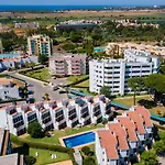 Cozy Getaway W/ Pool In Vilamoura By Lovelystay