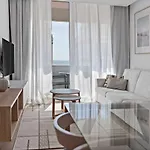 Timeless Sea III Apartment
