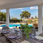 Villa Ocean Blue Ocean Views Walk To Beach Pool