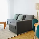 Host Wise - Sweet & Sunny Flat - Ace Location