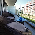 Urban Beach - Crystal Apartment