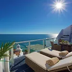 Casa Latino - Oceanfront - Luxury & Charming Villa- Jacuzzi At Rooftop By Dreamvillasalbufeira