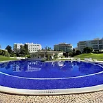 Alvor Paradise With Pool By Homing