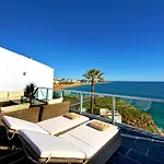 Casa Latino - Oceanfront - Luxury & Charming Villa- Jacuzzi At Rooftop By Dreamvillasalbufeira