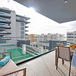 Sky Beach Apartment
