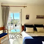 Albufeira Valley 1 With Pool By Homing