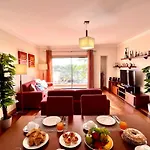 Albufeira Modern 3 With Pool By Homing
