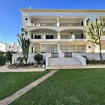 Vilamoura Garden View 1 With Pool By Homing