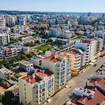 Bright 2Bdr Apartment W/ Balcony By Lovelystay
