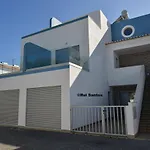 Manta Villa