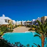 One Bedroom Apartment In Albur Village 1H