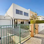 Lagos Beach Pool Villa