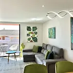 One - Luxurious Apartment By Hd Properties