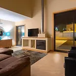 Villa Corcovada Vitoria With Private Pool