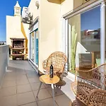 Sundowners Apartment By Seewest