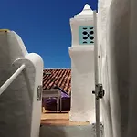 Casa Da Muralha