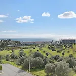Cozy Apartment With Seaview 300M From The Beach