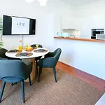 Offline Mood Apartment