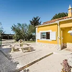 Villa Rodrigues