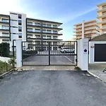 Praia Da Rocha Twins 1 With Pool By Homing