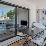 Dream Apartment W/Pool & Balcony By Lovelystay
