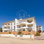 H&H - Rare Chic & Cosy Apartment With Wonderful Sea Views, Near To Meia Praia Beach And Lagos Center
