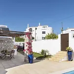 Villa Petala