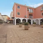 T2 Delta Marina