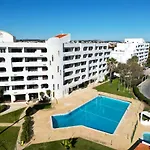 Sea View With Garden And Pool