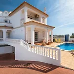 Villa Chris By Gabi Miguel
