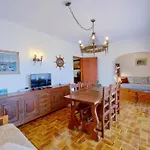 Valverde Residence