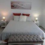 Beach & Surf House