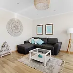 Fabulous Apartment In Beautiful Quinta Do Paraiso