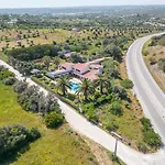 X - Quinta Das Oliveiras Guesthouse