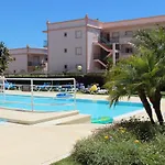 Luz Casas - St James 116, 2Bed/2Bath, Air Con, Shared Pool, Sea View