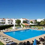 Elegant Studio With Sea View Central In Albufeira 40 M² Shared Pool