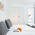 #171 Pateo 2 Flat By Home Holidays