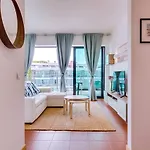 Al - Residence Golf Club Modern Apartment