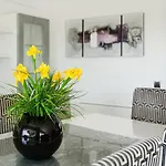 Deluxe 4Bdr House W/ Pool By Lovelystay