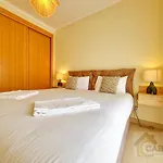 Royal Terrace T2 By Yha