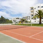 Spaceful Apartment In Albufeira