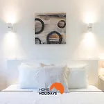 #109 Zelio House By Home Holidays