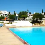 Armacao De Pera Twins 2 With Pool By Homing