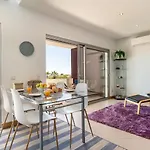 Spacious 2 Bedroom Apartment With Sea View Lagos