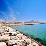 Luxury Algarve Apt Near Vilamoura Marina & Beach